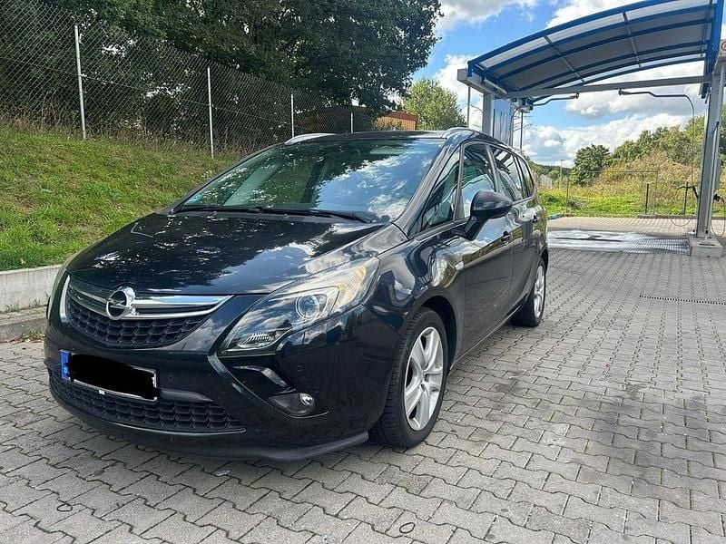 Schwarz Gebraucht 2014 Opel Zafira Tourer Style Van / Kleinbus | 5.999 € (Superpreis) - Bild 1/4