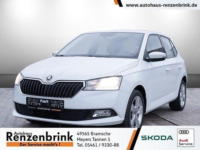 Weiß Gebraucht 2019 Skoda Fabia Cool Plus Limousine | 12.549 € (Etwas zu teuer) - Bild 1/4