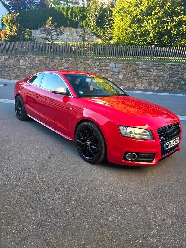 Rot Gebraucht 2007 Audi S5 Coupé | 17.000 € (Etwas zu teuer) - Bild 1/4