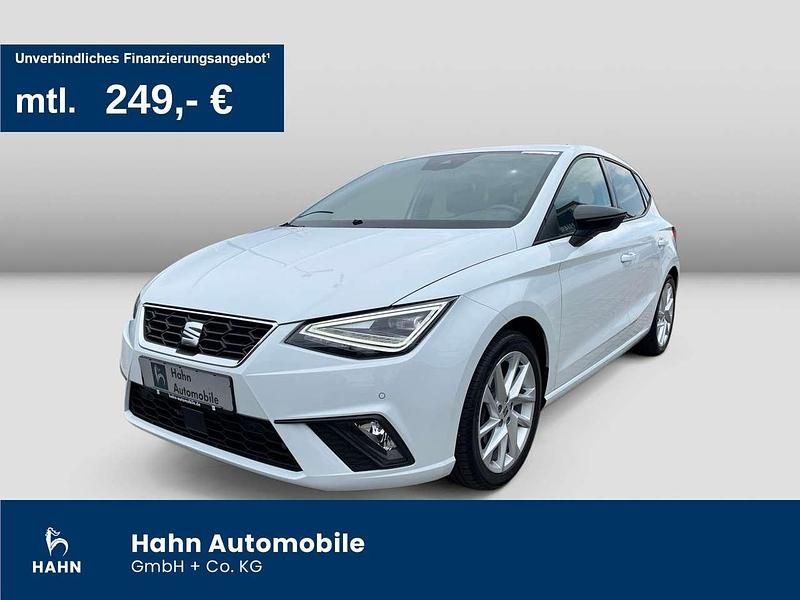 Weiß Gebraucht 2024 Seat Ibiza Beats Limousine | 23.930 € (Fairer Preis) - Bild 1/3