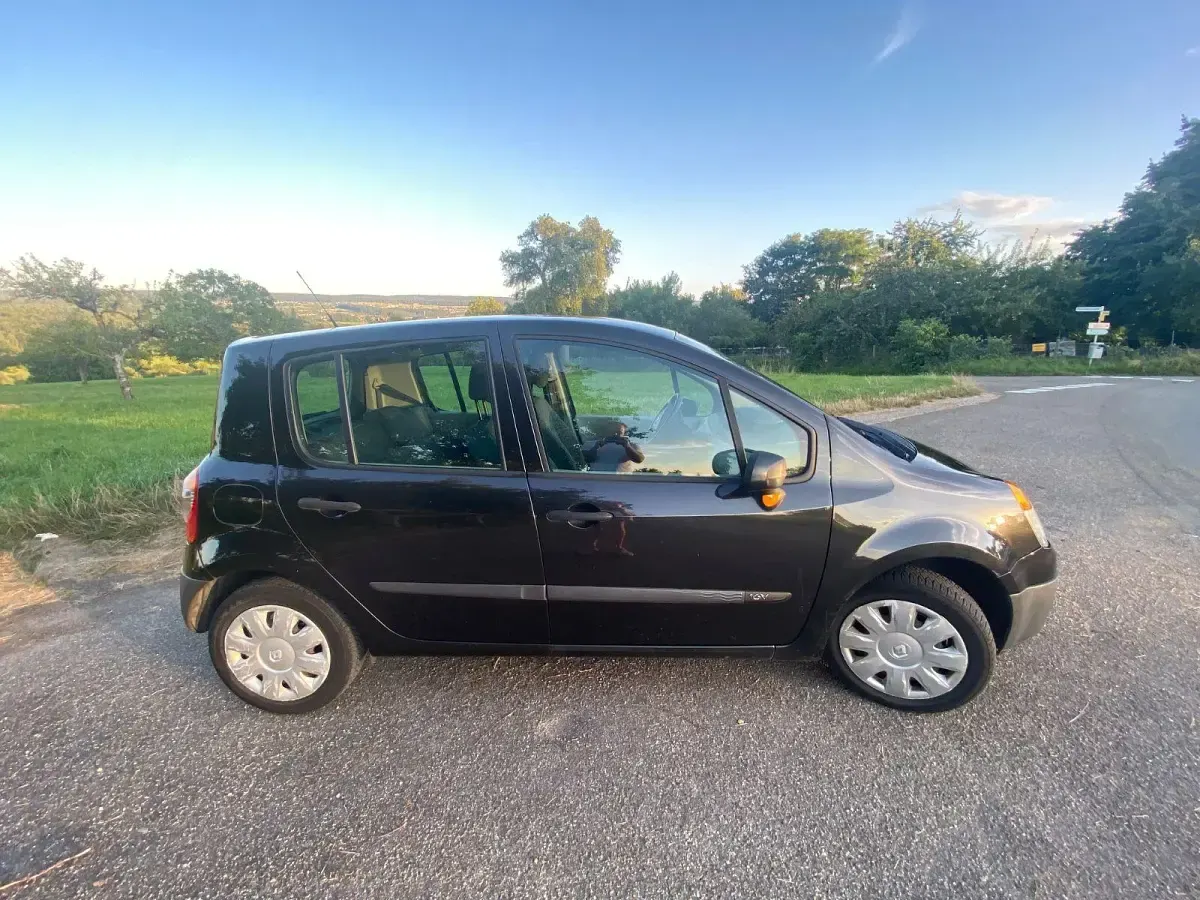 Gebraucht Renault Modus 75 PS (55 kW) 2006 Schwarz Van / Kleinbus