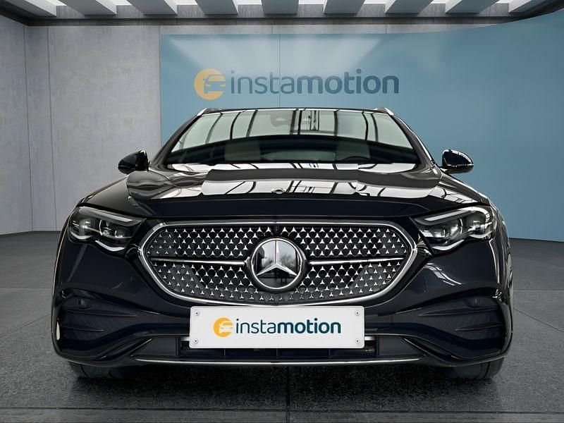 Gebraucht Mercedes E450 381 PS (280 kW) 2024 Grau Kombi