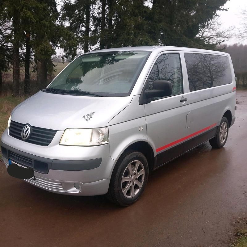 Gebraucht VW Caravelle 131 PS (96 kW) 2006 Silber Van / Kleinbus