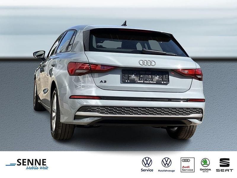 Neu Audi A3 150 PS (110 kW) 2026 Grau Limousine