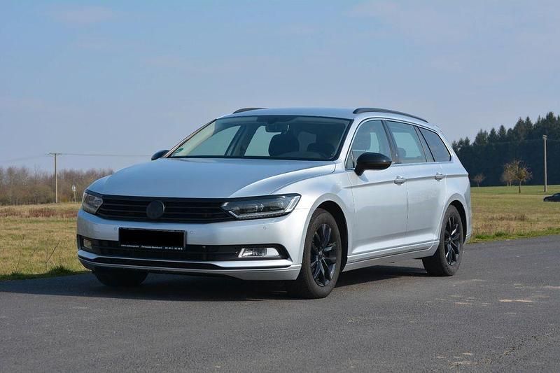 Gebraucht VW Passat Comfortline 150 PS (110 kW) 2015 Silber Kombi