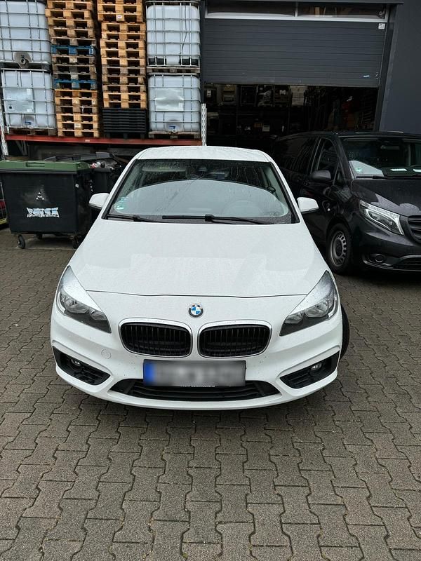 Gebraucht BMW 218 136 PS (100 kW) 2016 Weiß Limousine
