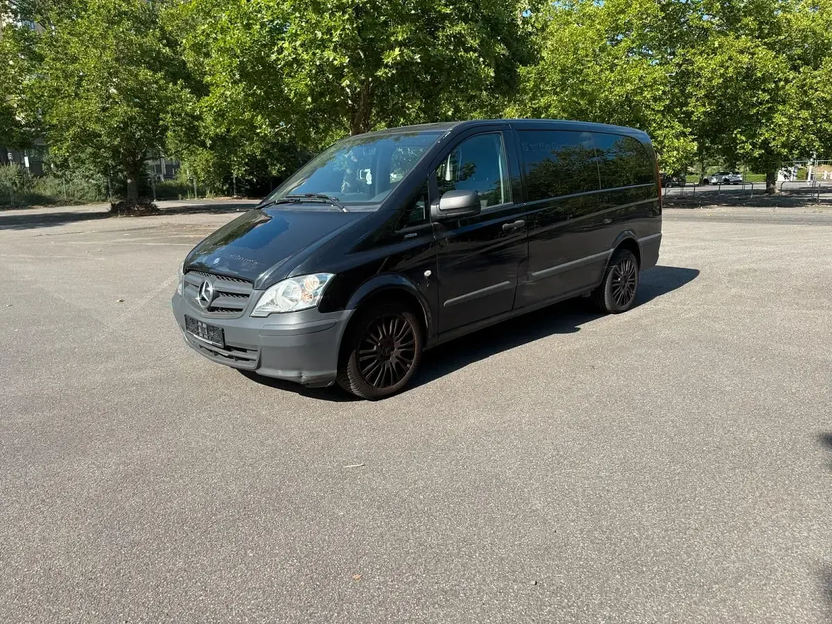 Gebraucht Mercedes Vito 163 PS (119 kW) 2014 Schwarz Van