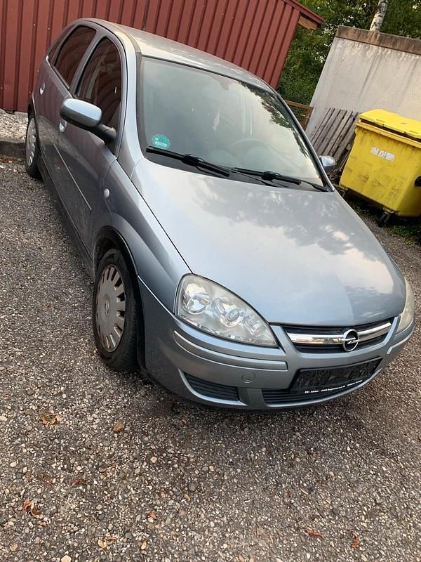 Silber Gebraucht 2005 Opel Corsa Kleinwagen | 300 € (Superpreis) - Bild 1/4