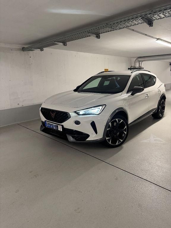 Weiß Gebraucht 2021 Cupra Formentor VZ SUV | 23.600 € (Fairer Preis) - Bild 1/4