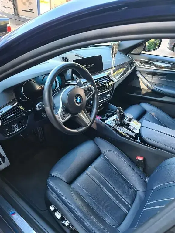 Gebraucht BMW M550 Sport Line 462 PS (339 kW) 2017 Blau Limousine