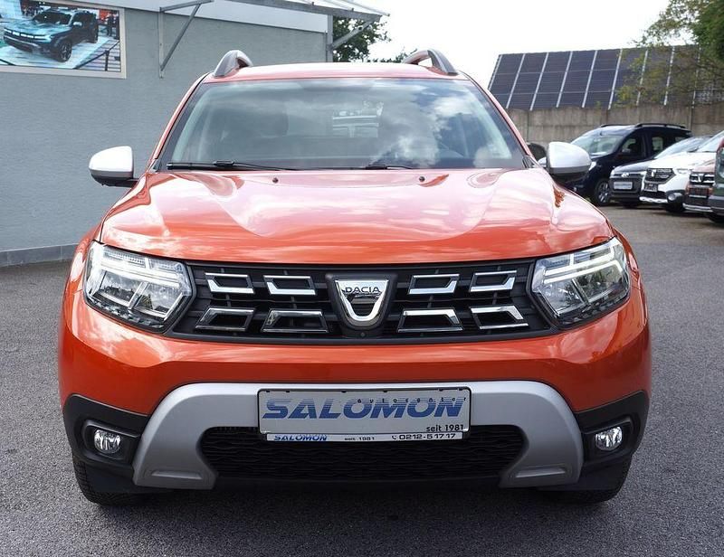 Orange Gebraucht 2022 Dacia Duster Prestige SUV | 15.980 € (Guter Preis) - Bild 1/4