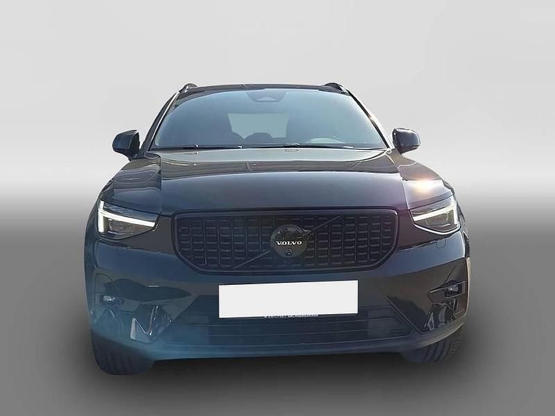 Gebraucht Volvo XC40 Plus 163 PS (119 kW) 2025 Schwarz SUV