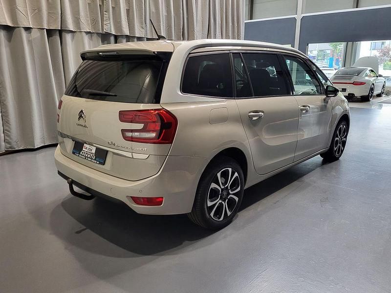 Gebraucht Citroën C4 SpaceTourer Shine 163 PS (119 kW) 2019 Nautilus/sable Van / Kleinbus