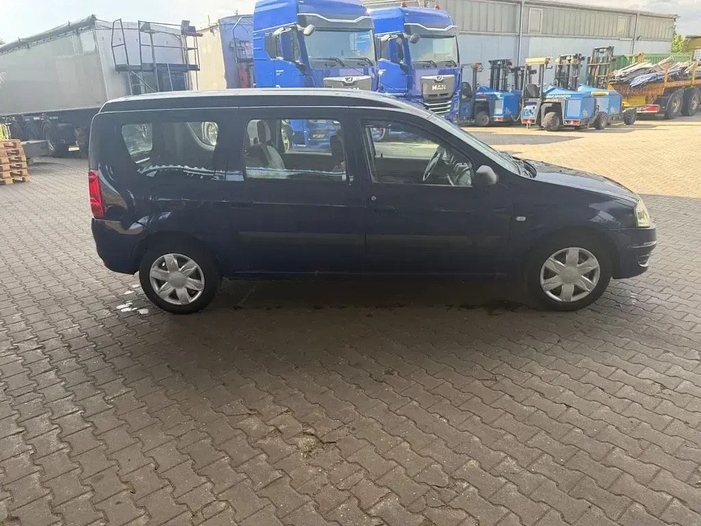 Gebraucht Dacia Logan Ambiance 75 PS (55 kW) 2009 Blau Limousine