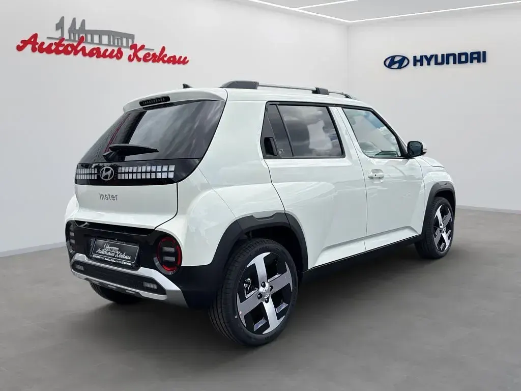 Neu Hyundai Inster Trend 85 kW (116 PS) 2026 Beige Kleinwagen
