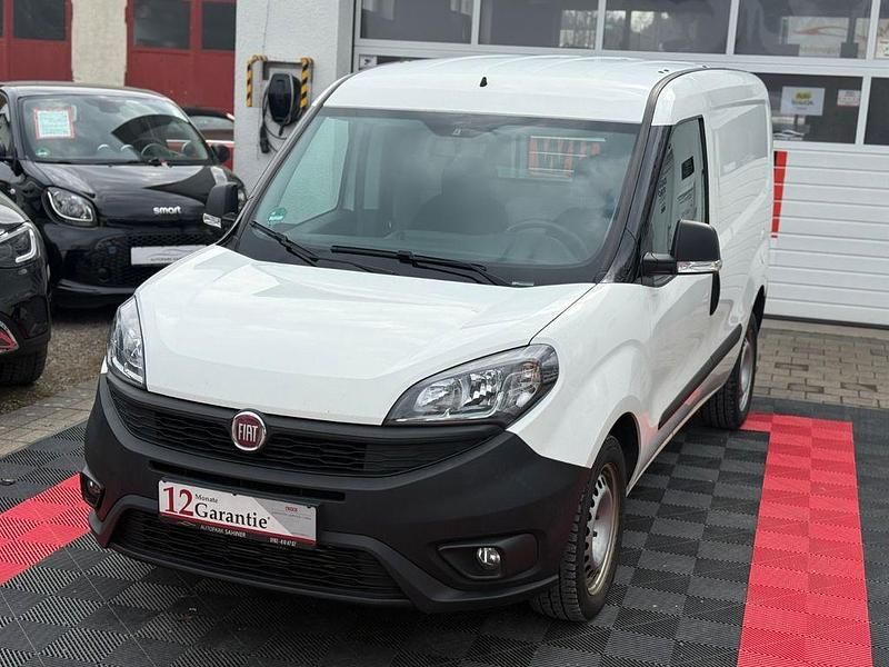 Gebraucht Fiat Doblò 101 PS (74 kW) 2018 Weiß Van / Kleinbus