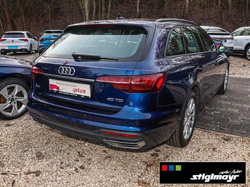 Gebraucht Audi A4 Sport 204 PS (150 kW) 2022 Blau Kombi