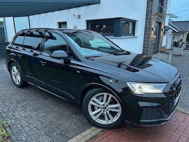 Schwarz Gebraucht 2021 Audi Q7 S-Line SUV | 39.900 € (Guter Preis) - Bild 1/4
