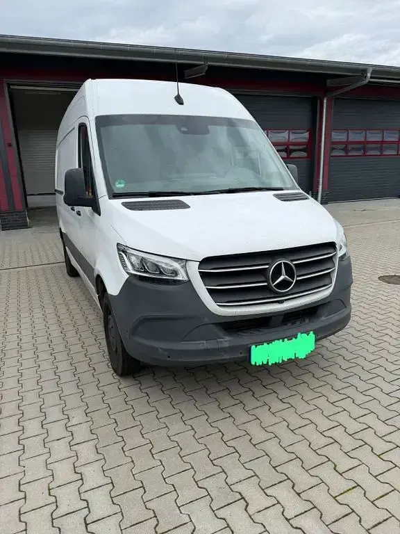 Gebraucht Mercedes Sprinter 160 PS (117 kW) 2019 Weiß Van