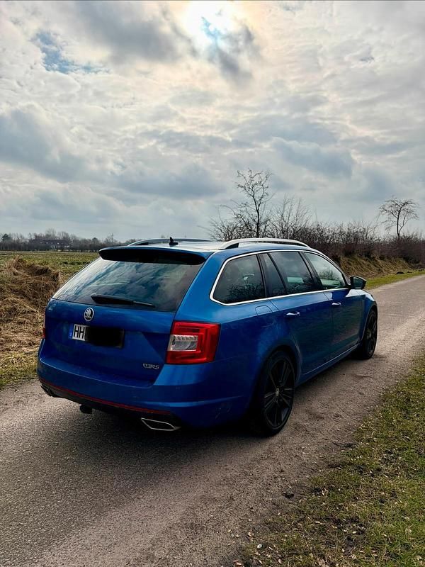 Gebraucht Skoda Octavia RS 184 PS (135 kW) 2015 Blau Kleinwagen
