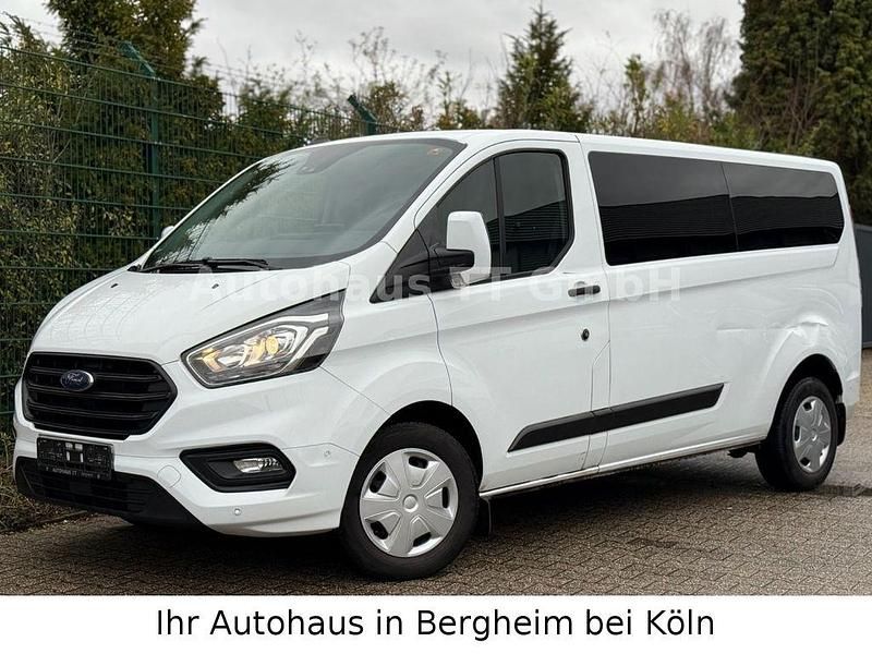 Weiß Gebraucht 2022 Ford Transit Custom Trend Van / Kleinbus | 26.950 € (Superpreis) - Bild 1/4