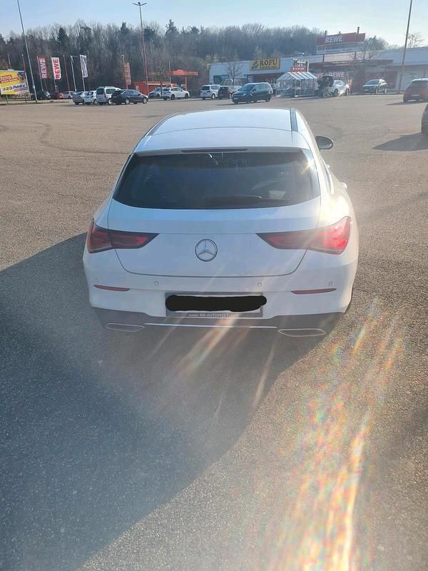 Gebraucht Mercedes CLA220 190 PS (139 kW) 2020 Weiß Limousine