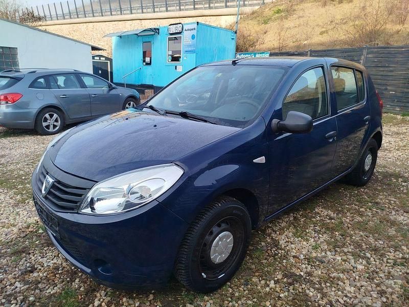 Gebraucht Dacia Sandero Basis 75 PS (55 kW) 2011 Blau Limousine