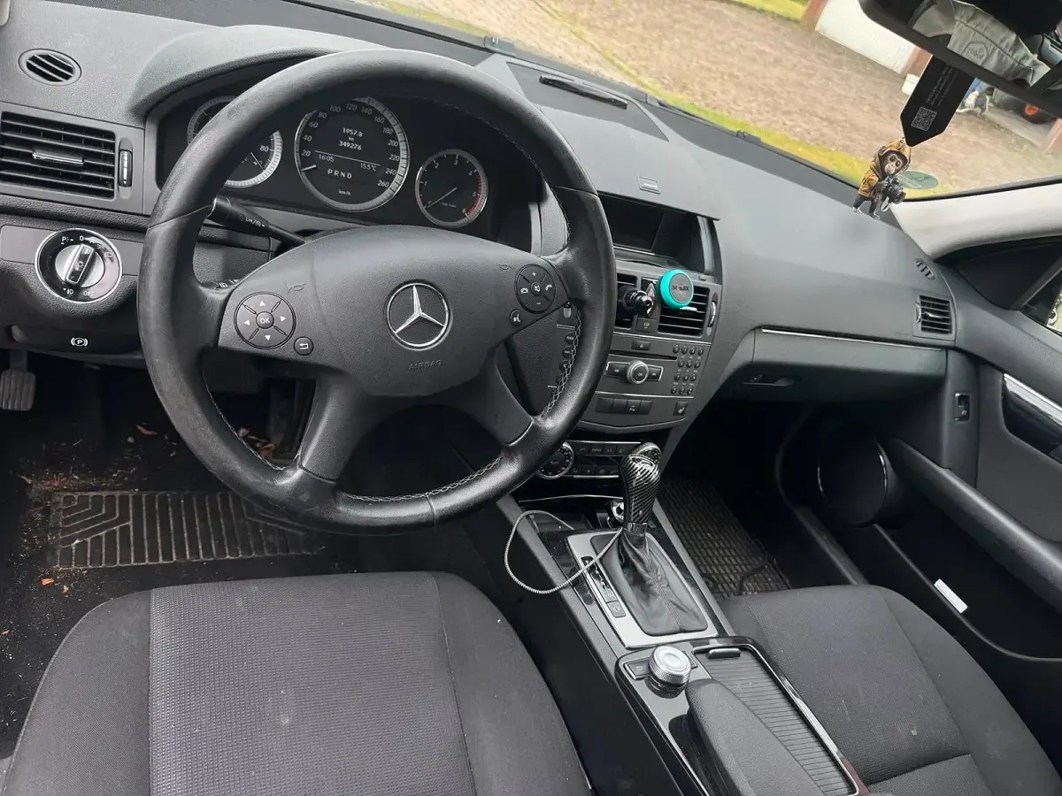 Gebraucht Mercedes C200 136 PS (100 kW) 2010 Schwarz Kombi