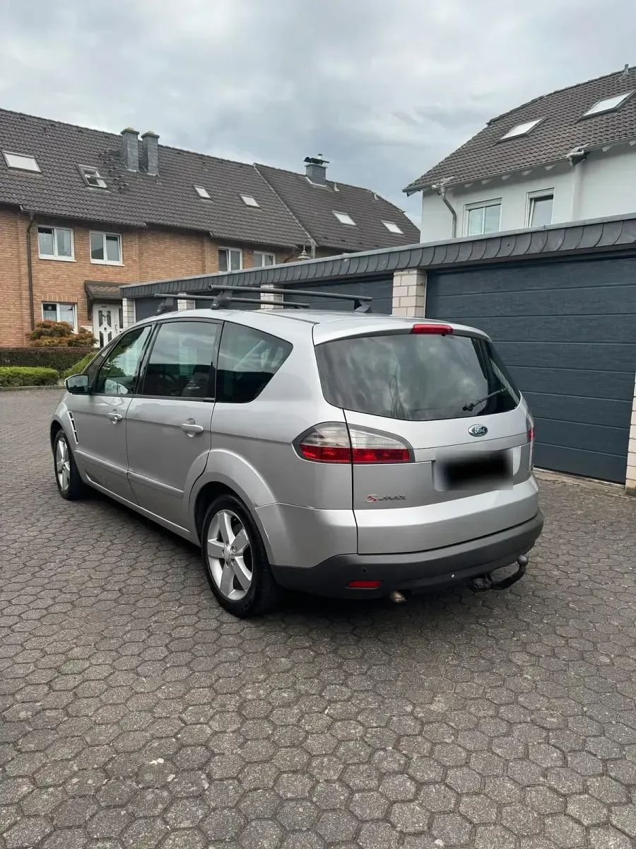 Gebraucht Ford S-MAX Titanium 131 PS (96 kW) 2006 Grau Van / Kleinbus