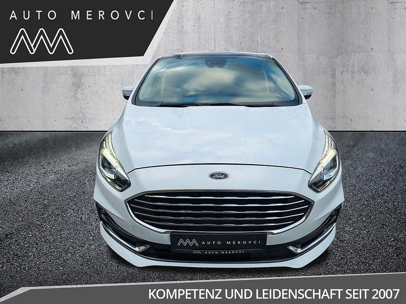 Gebraucht Ford S-MAX Titanium 190 PS (139 kW) 2022 Weiß Van / Kleinbus