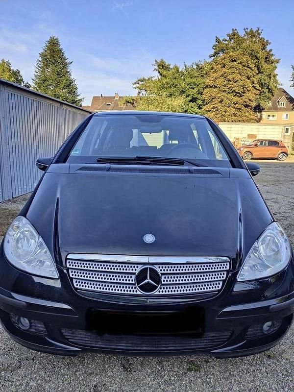 Schwarz Gebraucht 2006 Mercedes A150 Avantgarde Limousine | 2.750 € (Fairer Preis) - Bild 1/4