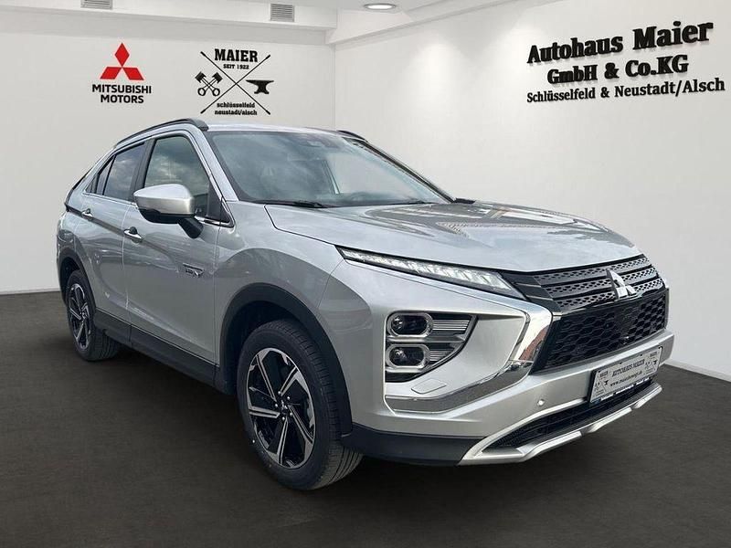 Gebraucht Mitsubishi Eclipse Cross Plus 188 PS (138 kW) 2024 Silber SUV