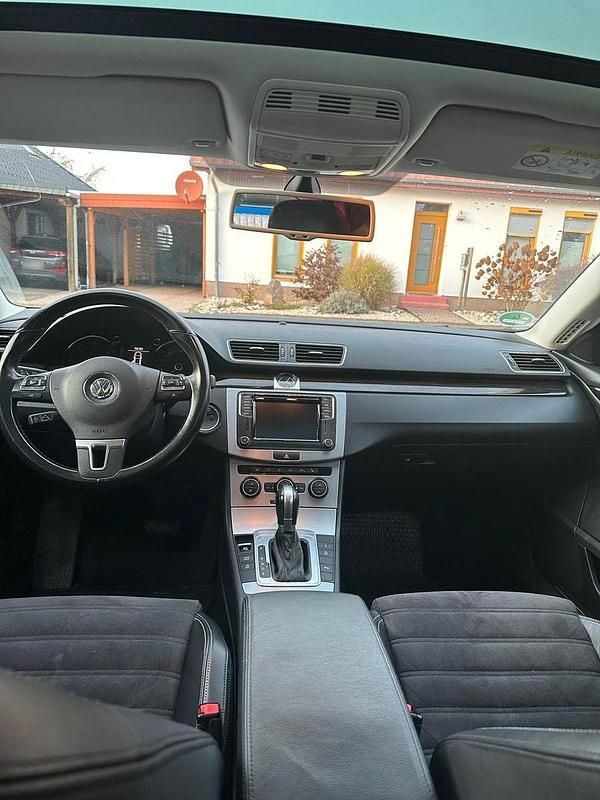 Second-hand VW CC 184 CP (135 kW) 2015 Negru Berlinǎ