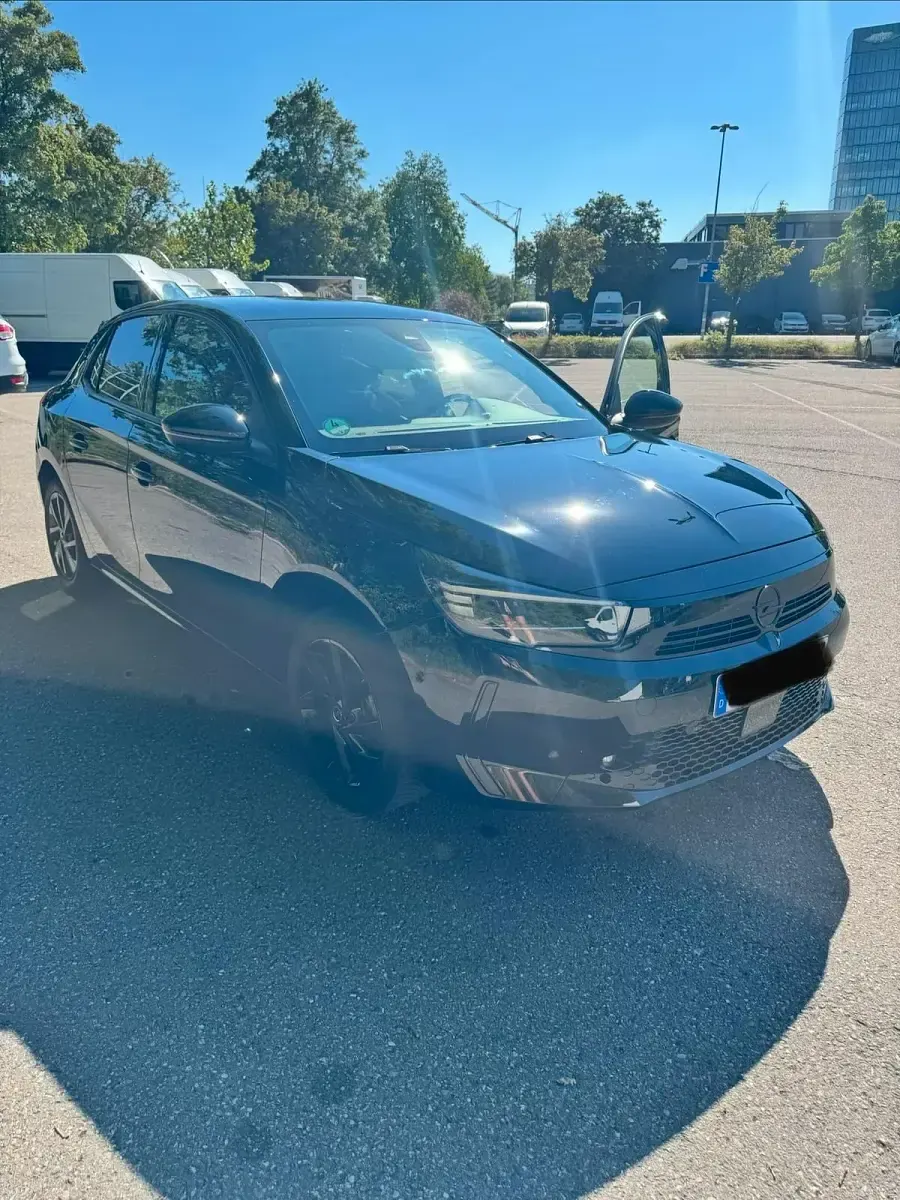 Gebraucht Opel Corsa 101 PS (74 kW) 2024 Schwarz Kleinwagen