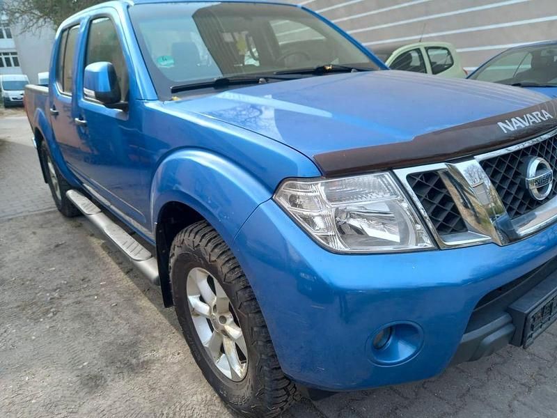 Gebraucht Nissan Navara 190 PS (139 kW) 2011 Blau Pickup
