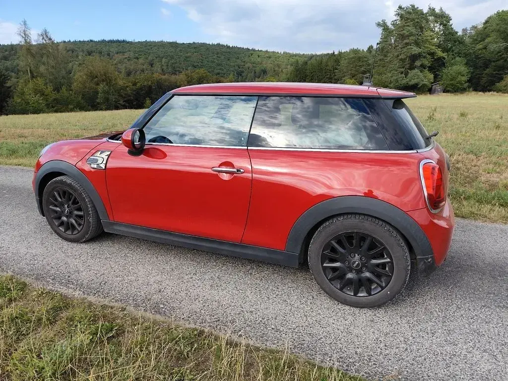 Gebraucht Mini ONE 102 PS (75 kW) 2015 Rot Kleinwagen