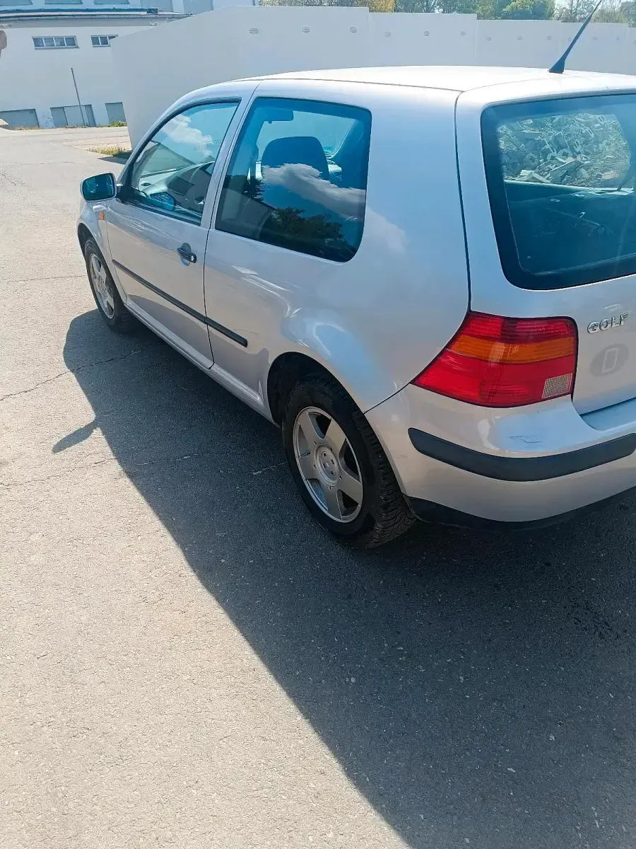 Gebraucht VW Golf III 75 PS (55 kW) 1999 Silber Kleinwagen