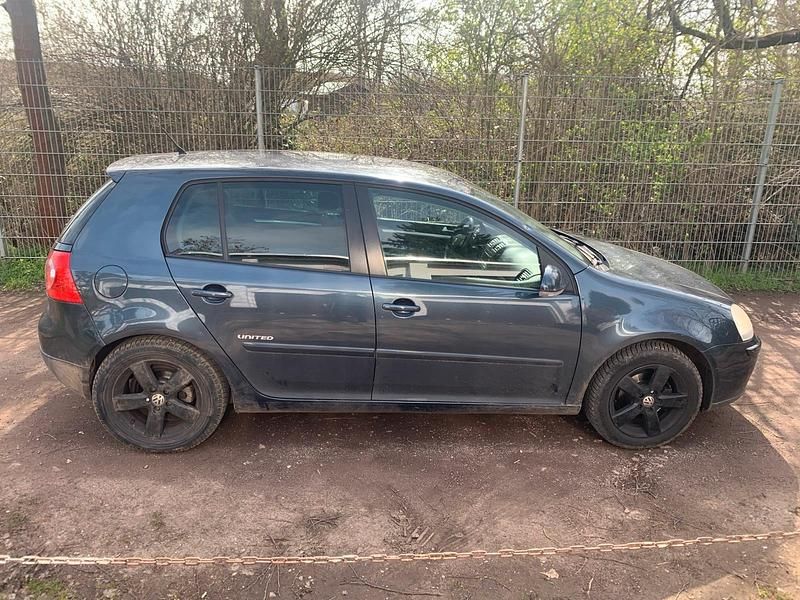 Gebraucht VW Golf V 80 PS (58 kW) 2007 Blau Limousine