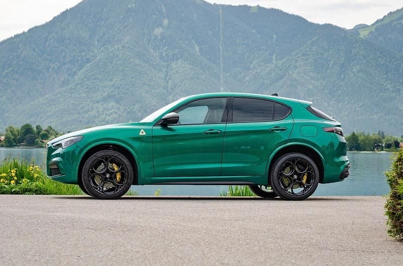 Gebraucht Alfa Romeo Stelvio Quadrifoglio 519 PS (381 kW) 2024 Grün SUV