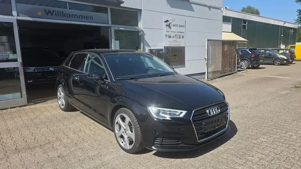 Gebraucht Audi A3 Performance 150 PS (110 kW) 2019 Schwarz Limousine