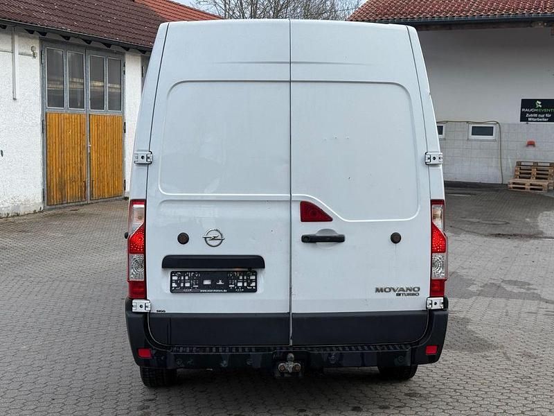 Gebraucht Opel Movano 145 PS (106 kW) 2018 Weiß Van / Kleinbus