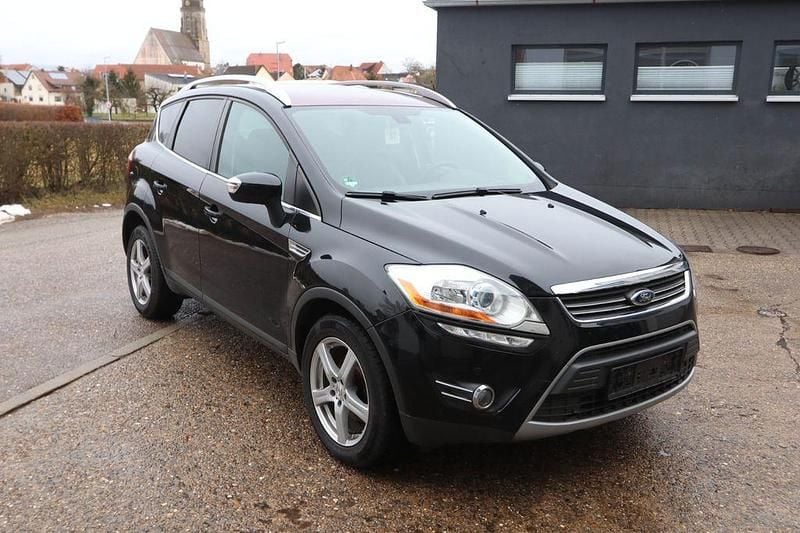 Gebraucht Ford Kuga Titanium 163 PS (119 kW) 2012 Schwarz SUV