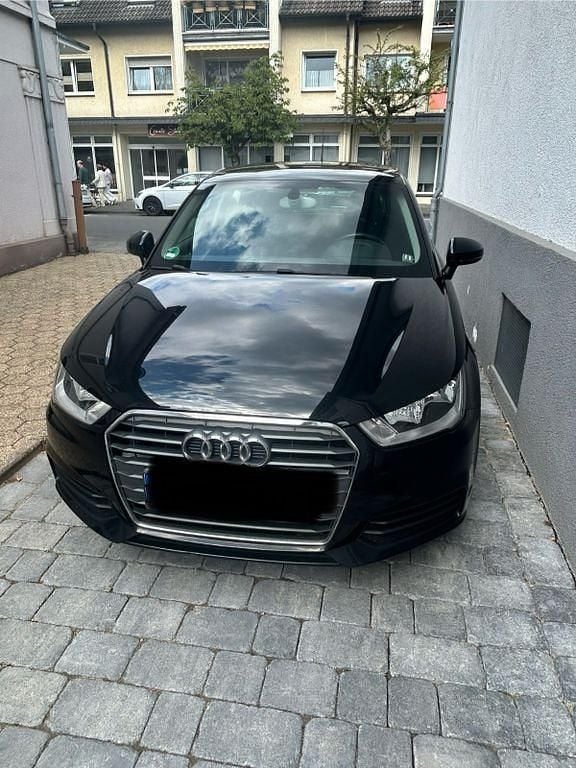 Schwarz Gebraucht 2015 Audi A1 Sportback Kleinwagen | 8.900 € (Guter Preis) - Bild 1/4