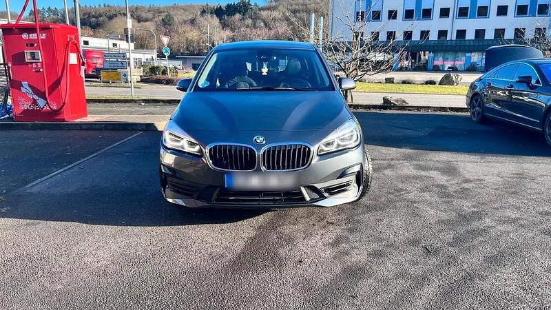 Gebraucht BMW 216 109 PS (80 kW) 2020 Grau Kombi