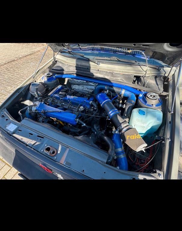 Second-hand VW Jetta 250 CP (183 kW) 1990 Verde Berlinǎ