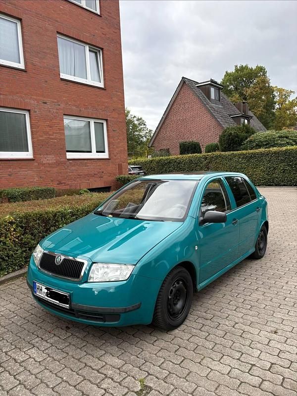 Grün Gebraucht 2004 Skoda Fabia Limousine | 1.500 € (Fairer Preis) - Bild 1/4