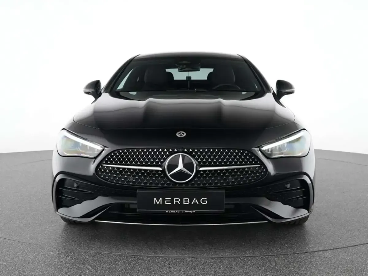 Gebraucht Mercedes CLE200 AMG line 204 PS (150 kW) 2025 Schwarz Coupé