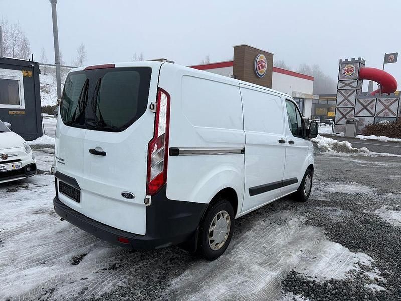Gebraucht Ford Transit Custom Trend 131 PS (96 kW) 2017 Weiß Van / Kleinbus