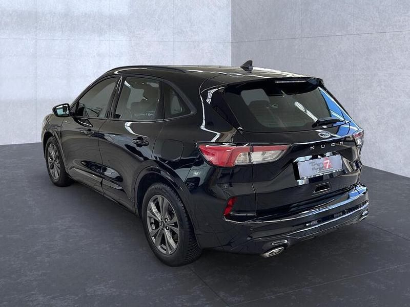 Gebraucht Ford Kuga ST-Line 120 PS (88 kW) 2023 Obsidianschwarz (metallic) SUV