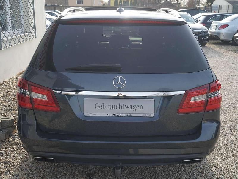 Gebraucht Mercedes E250 AMG 204 PS (150 kW) 2013 Grau Kombi